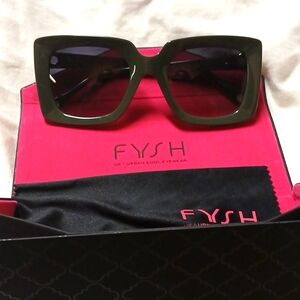 FYSH sunglasses with tinted CR39 UV400 sun lenses. Brand new.